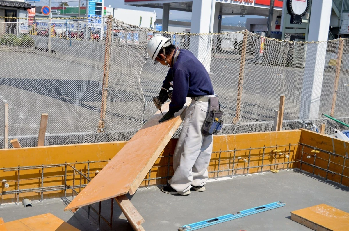 建設